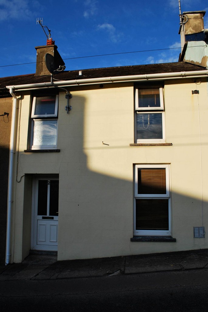 Aberaeron 2 bedroom house - view from front.